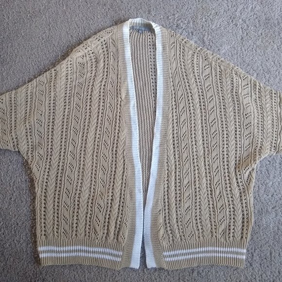 RETRO-ology Cardigan, Tan, Size M - Picture 6 of 7